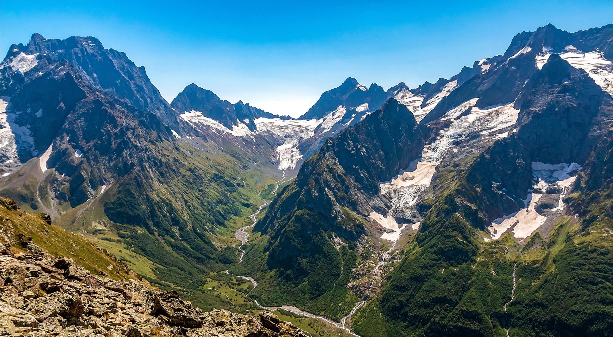 Панорама Кавказских гор